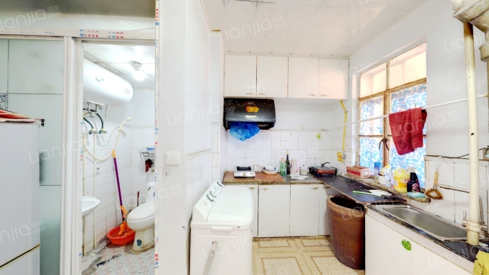 拖拉机宿舍二手房实景图