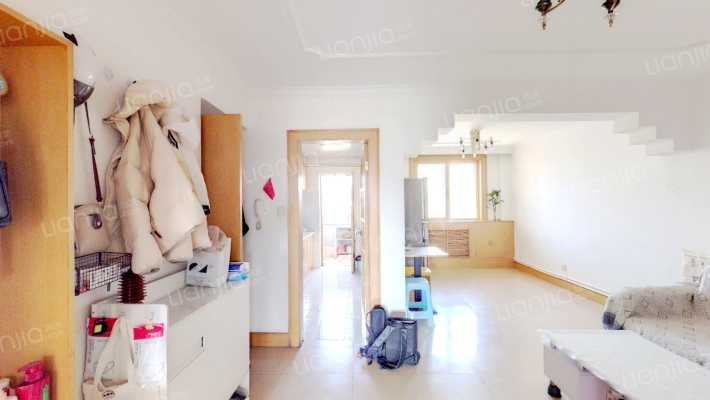 容彩公寓二手房实景图