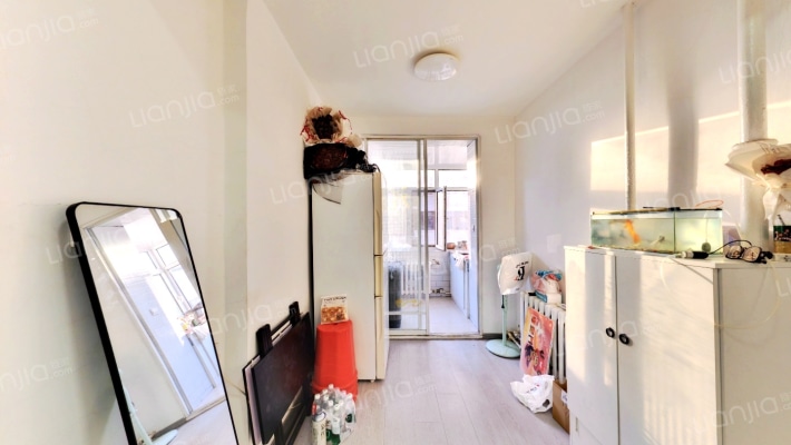 香滨路二手房实景图