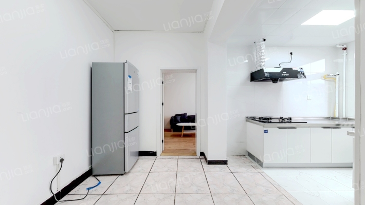 邮局宿舍二手房实景图