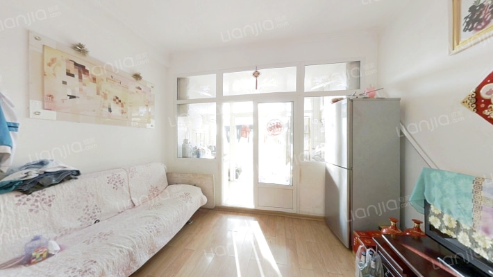 金莲怡园二手房实景图