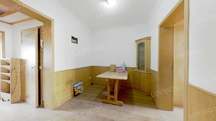 新门口18号二手房实景图