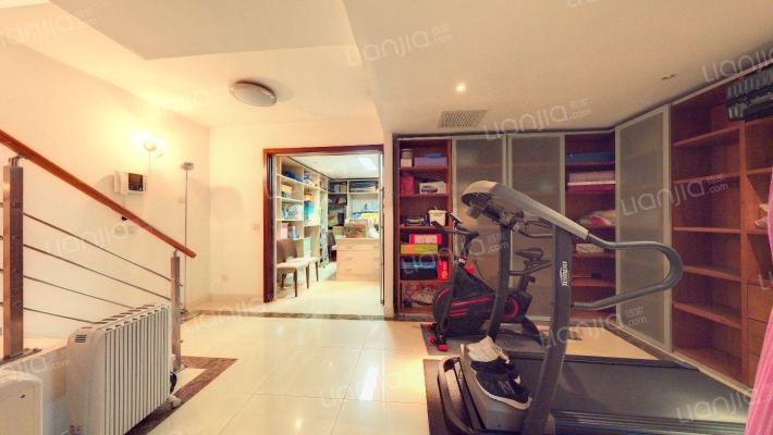 雪梨澳乡B区二手房实景图