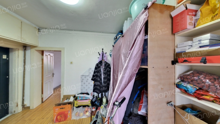 交通厅宿舍二手房实景图