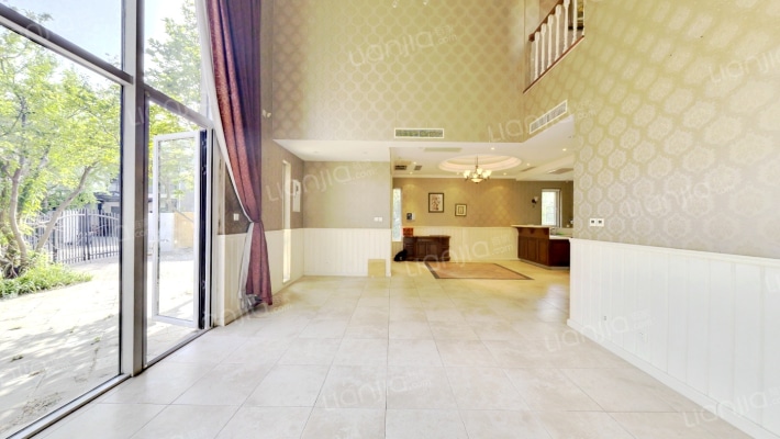 卓锦万代二手房实景图