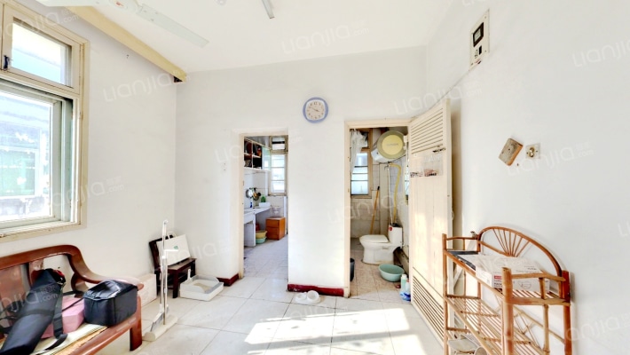 财政局宿舍二手房实景图