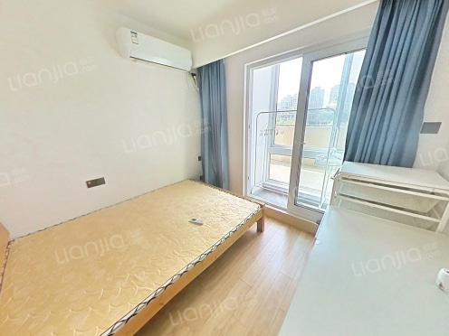 整租·万科四季风景花园 1室1厅 西南