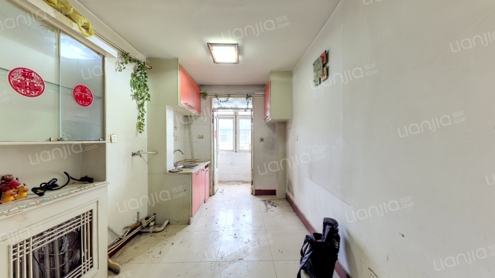 临江里二手房实景图