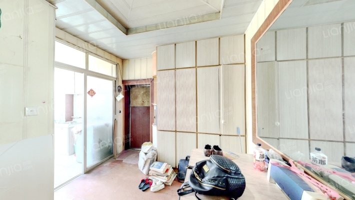 椒房二手房实景图