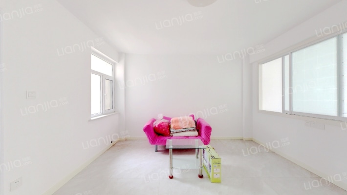 尚郡小区二手房实景图