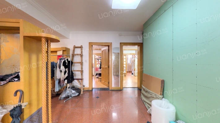 厅后街二手房实景图