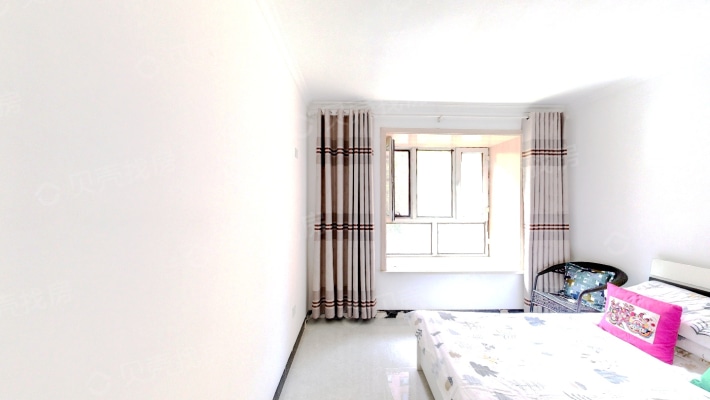 马德里春天102平米三室两厅有产证低首付-卧室A