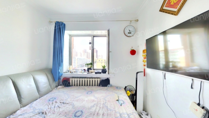 亚麻六道街二手房实景图