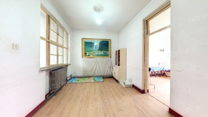 冶建小区二手房实景图