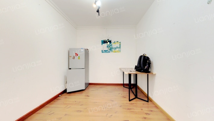 车站东街甲5号院二手房实景图