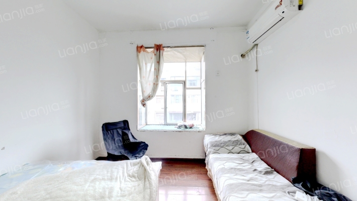 甲院二手房实景图