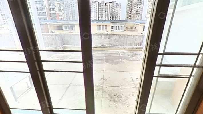润达商圈 秀江外滩两层复式 适合大家庭居住-阳台