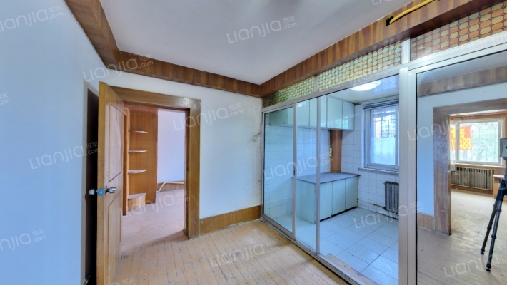 新华书店二手房实景图