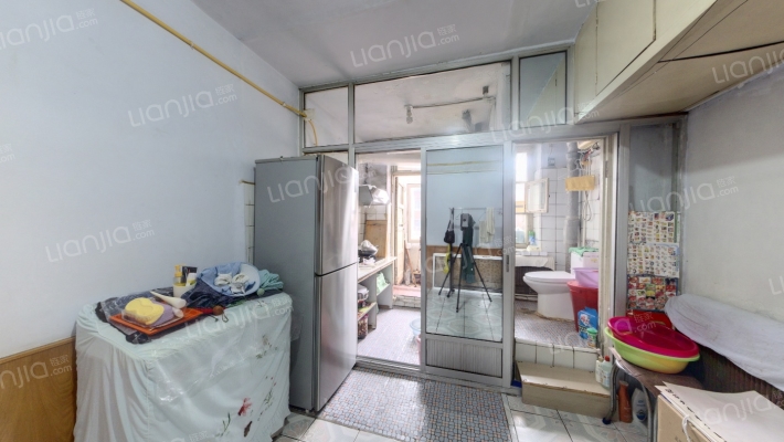 石油综合楼二手房实景图