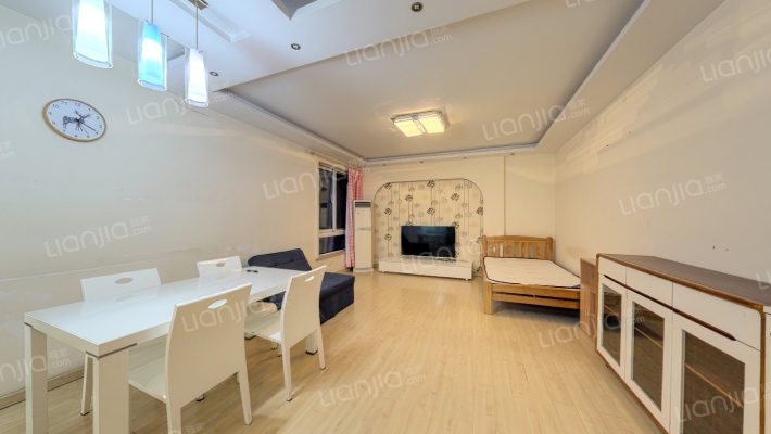 银城西堤坊二手房实景图