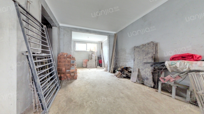 路易庄园二手房实景图