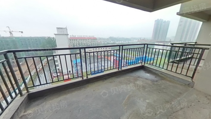 开发区恒大旁 边，萍乡消防家属房，电梯房，好停车-阳台