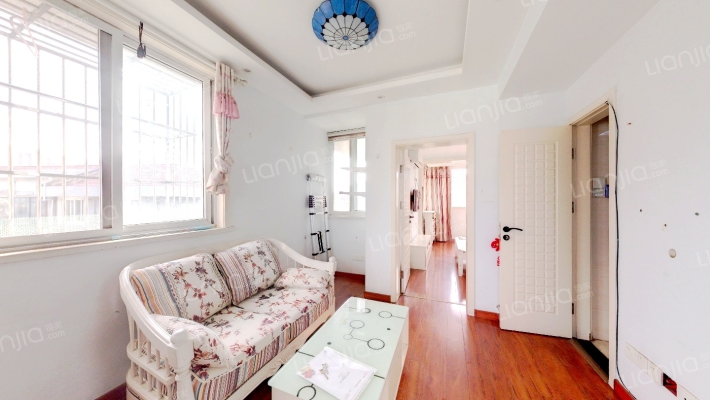 南方花园B组团二手房实景图