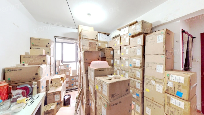 黄金广场二手房实景图