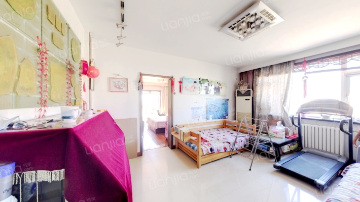 恋日风景二手房实景图