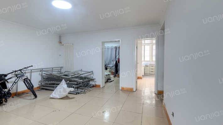 鑫鹰花园二手房实景图