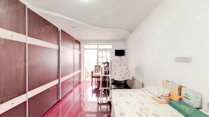 大通花园B区二手房实景图