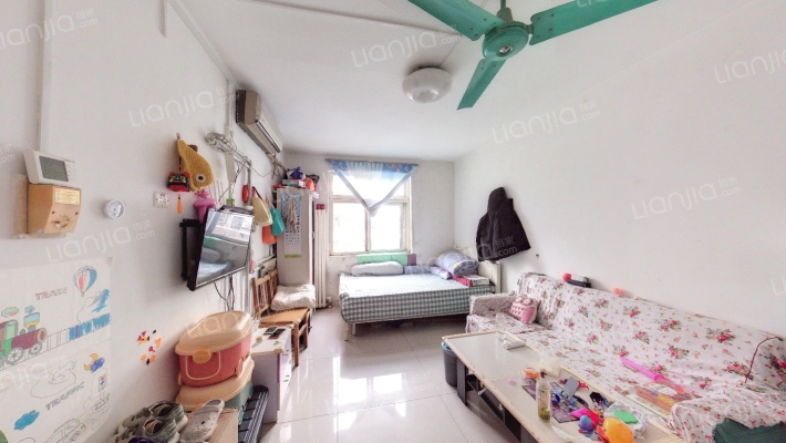 花园小区一区二手房实景图