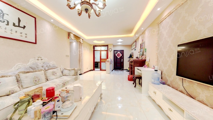 铂悦二手房实景图