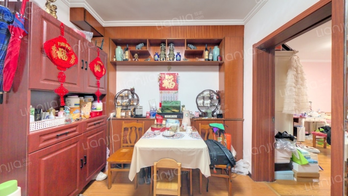 安达路16-26号(双号)二手房实景图