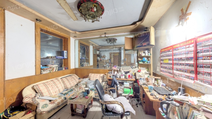 南阳路242号院二手房实景图