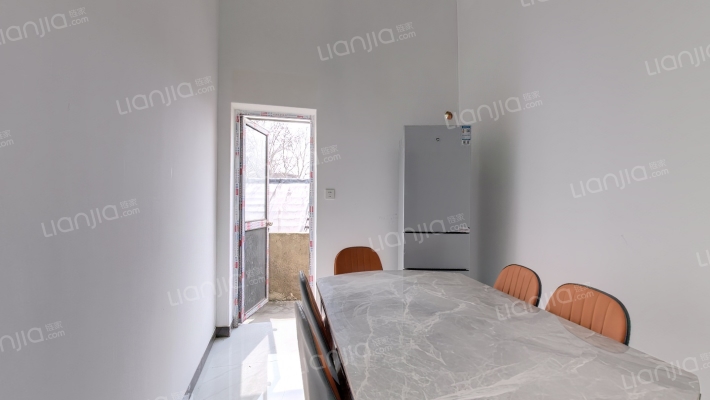 凤凰东路二手房实景图