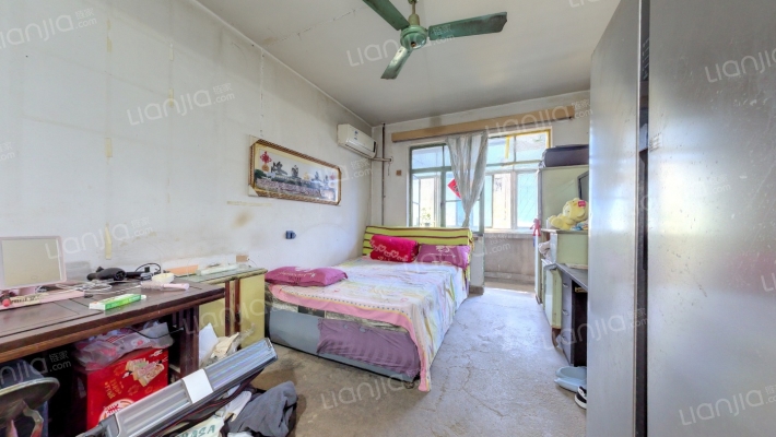 纺织工业供销公司家属院二手房实景图