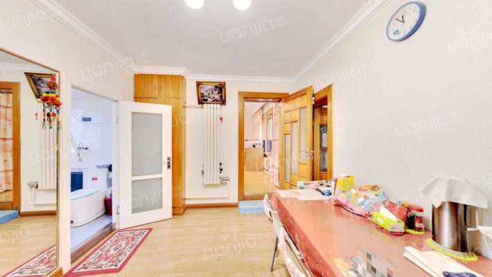 经纬七道街二手房实景图