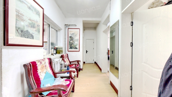 山东行政学院宿舍二手房实景图