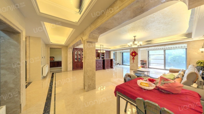 深业堤亚纳湾二期二手房实景图