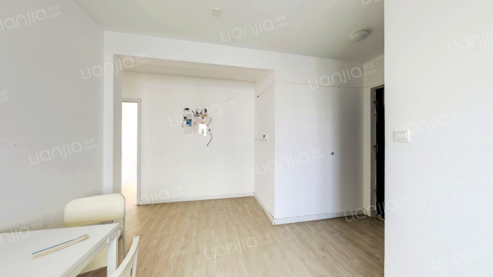 领秀慧谷D2区二手房实景图