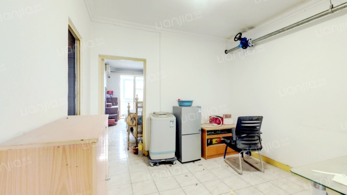 地震局宿舍二手房实景图