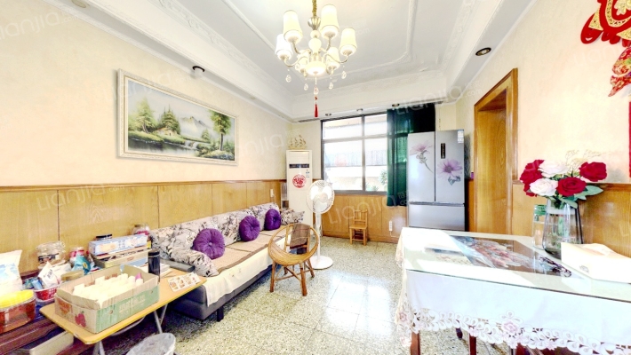 雄楚楼社区二手房实景图