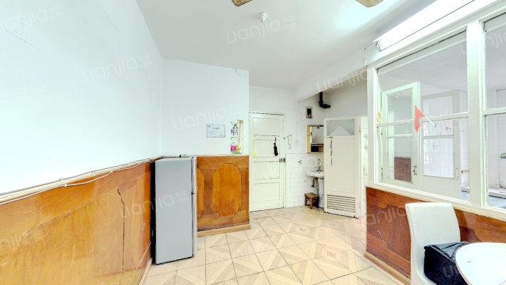 热力公司宿舍二手房实景图