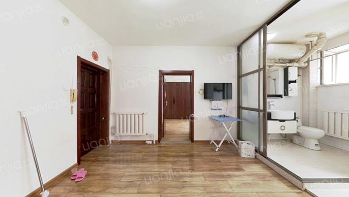 吉林大学朝阳校区住宅区二手房实景图