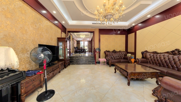 依云溪谷二手房实景图