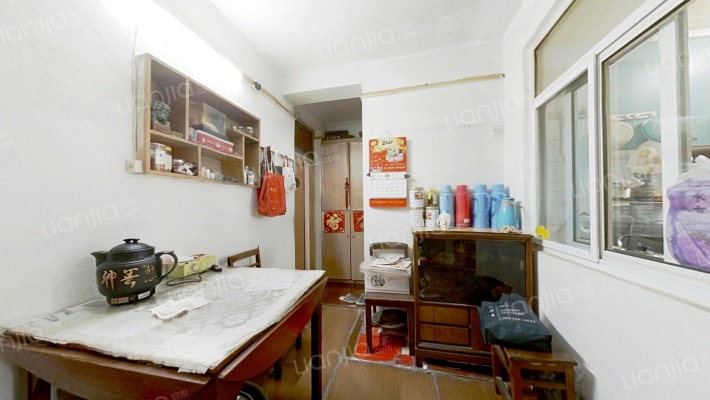 建宁路18号小区二手房实景图