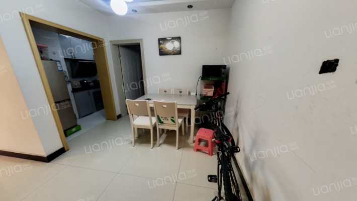 财信商贸中心二手房实景图