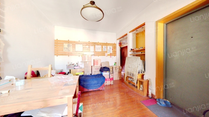 东大宿舍二手房实景图