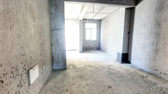 滨江新城二手房实景图